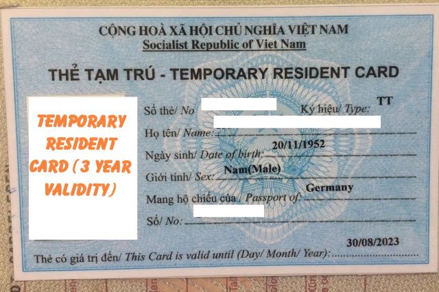 Temporary resident card for spouse and children of Vietnamese nationals