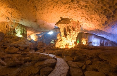 heavenly-cave-halong-bay