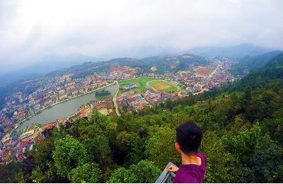 View from the peak of Ham Rong Mountain in Sapa