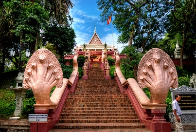 Wat Phnom Temple Phnom Penh