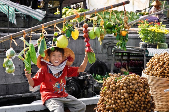 Cai Rang Floating Market-Mekong Delta6